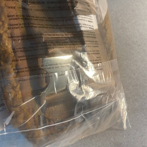 Lululemon Everywhere Belt Bag Fleece Burnt Caramel BTCA One Size NWT NEW - Picture 11 of 14